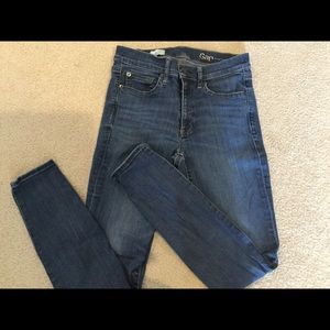 GAP Resolution True Skinny jeans size 27 short